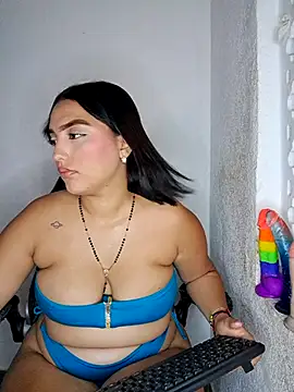 Chat XXX en directo de Mia_em