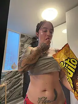 EmmyEvans1's Live XXX Chat