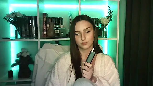 X_Alisa Adlı Modelin Canlı XXX Sohbeti