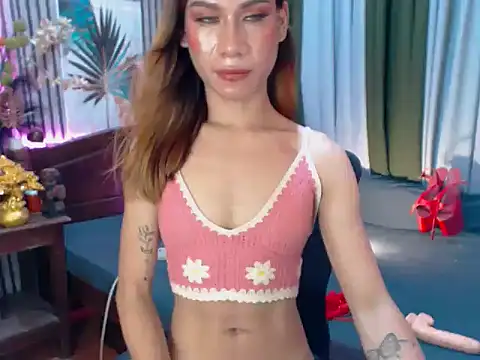 SkinnyHotCock Pertunjukan Webcam
