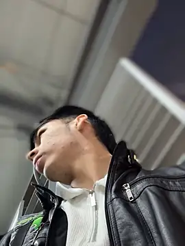 Онлайн чат XXX The_Conquer