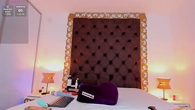 AlinaMilf's Live XXX Chat