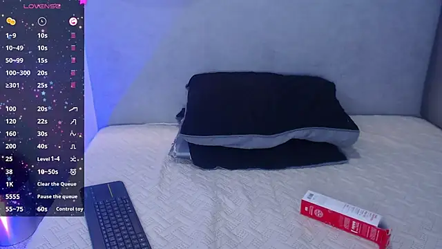 Sharlo_Alvarez's Webcam Show