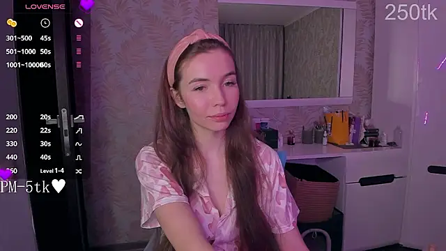 YonaBones – Live XXX-chat