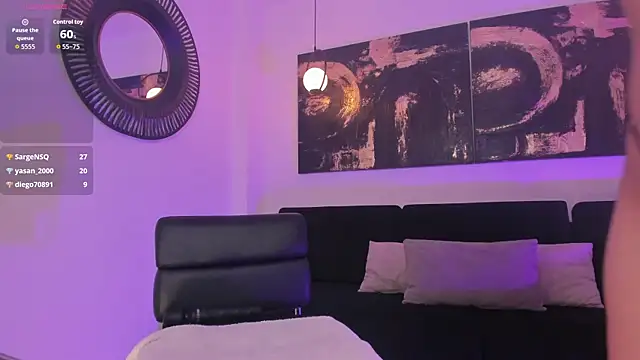 Онлайн чат XXX MorganHicks