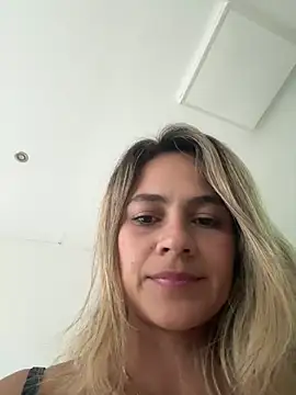 valentina_herrreraのライブXXXチャット