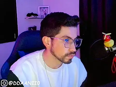 ddaanii0's Webcam Show
