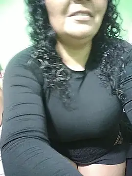 Amarantha25 即時 XXX 聊天