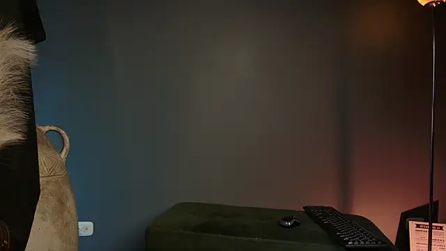 Danna-Saenz Live XXX Chat