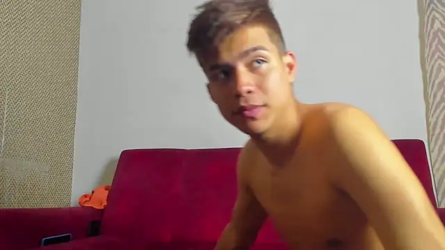 willy_sexxx18 – Live XXX-chat