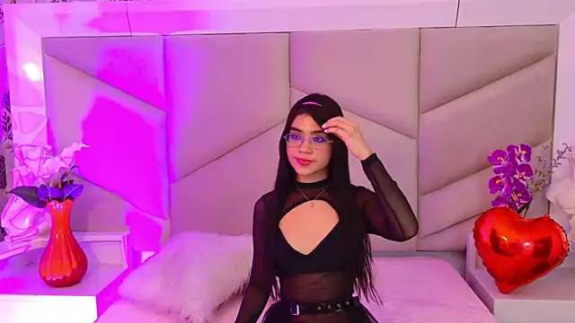 Chatroom XXX en direct de OliviaDiaz