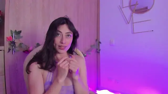 Amatiista Adlı Modelin Canlı XXX Sohbeti