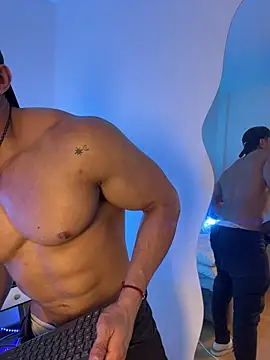 Онлайн чат XXX Chris_Clarck