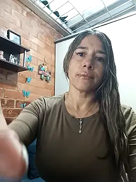 Penelope47 – Live XXX-chat