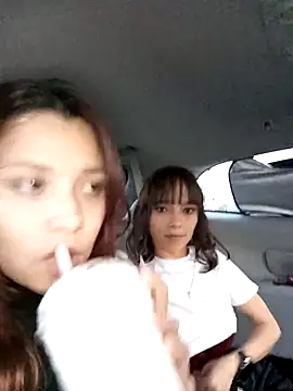 3littles 即時 XXX 聊天