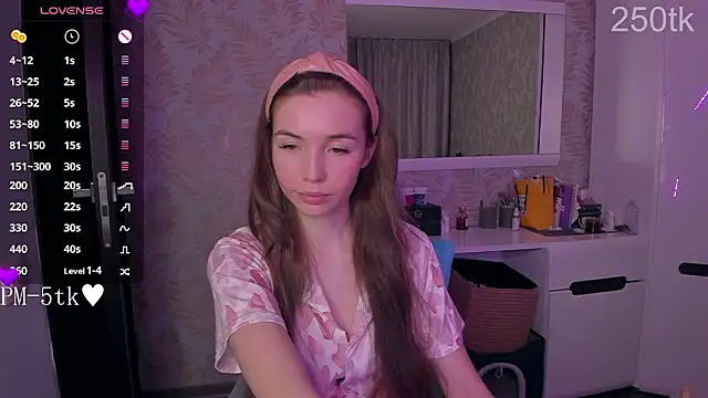 Chat XXX en directo de YonaBones