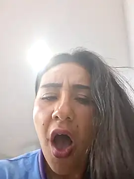 CAROLINE__07's Webcam Show