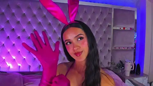 Chat +18 de Harii_02 ao vivo