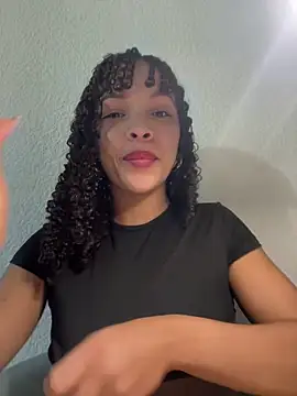 Yasmin777_ Chat XXX live