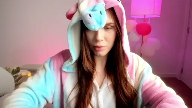 XXX chat uživo modela stacyluxxe