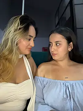 Antonella_Julieta's Webcam Show