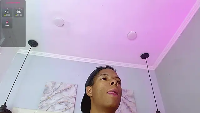 Santiago_Ortiz_ 现场XXX聊天