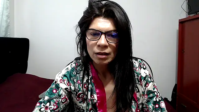 abrilsex23 Chat XXX in diretta