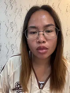 Ponthip – Naživo XXX chat