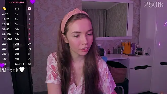 دردشة YonaBones الجنسية المباشرة