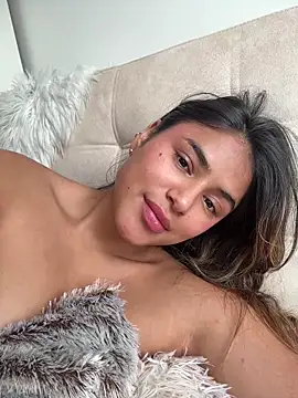 SaraParisi Chat XXX live