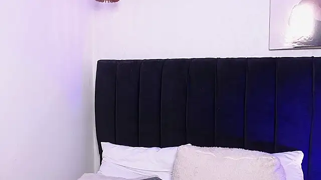 antonellariva_: απευθείας συνομιλία ΧΧΧ