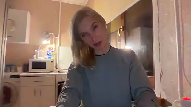 AngelJeni élő XXX-chatje