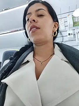 Luianna Chat XXX in diretta