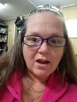 bbwkrystal71's Webcam Show