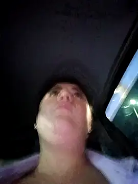 Lesly_10- Chat XXX in diretta