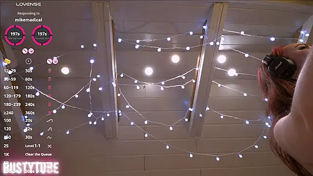 BUSTYTUBE Chat XXX live