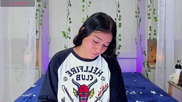 CandyyMaria Chat XXX in diretta