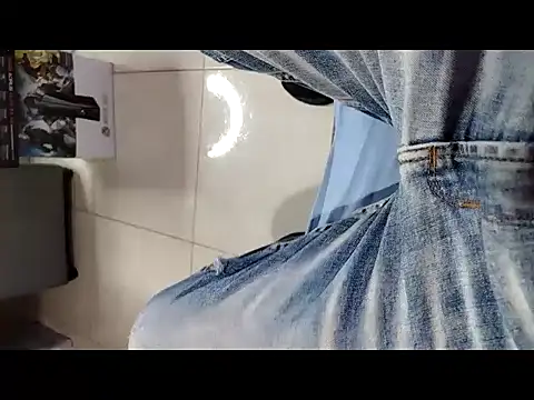 Masterblue_hot 在線直播表演