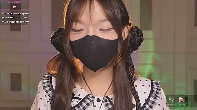 _____Panda_____ Chat XXX in diretta