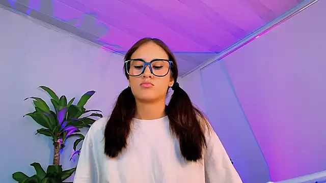 Chat XXX en directo de LudovicaSweet