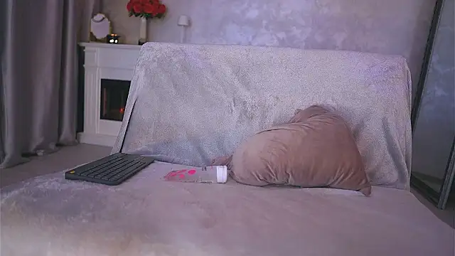 Онлайн чат XXX blonde_anna