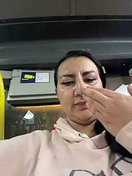 Abril_Luv's Webcam Show