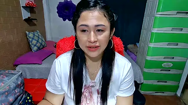Ugly-Filipina Live XXX Chat