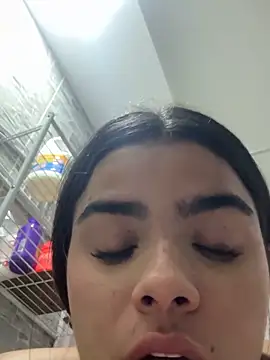 Chat +18 de Kaily_Sweet16 ao vivo