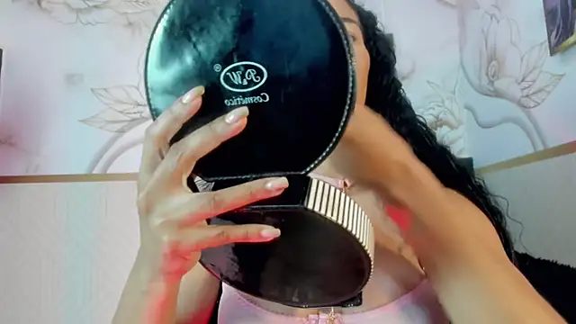 dirtyplayluna_'s Live XXX Chat