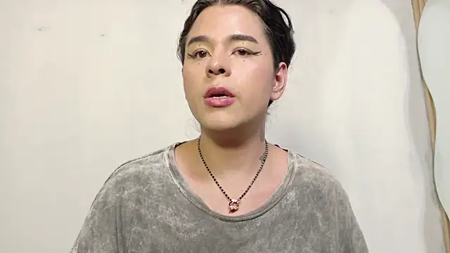 Chat XXX ao vivo de Angel-umbra