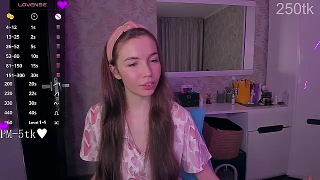 YonaBones élő XXX-chatje