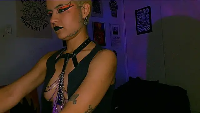 Chatroom XXX en direct de alex_one888