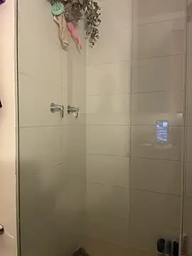 Chat +18 de EmaSaenz ao vivo