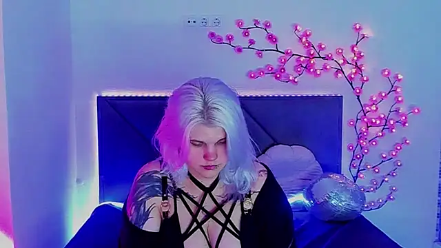 JoannLowe 라이브 XXX 채팅